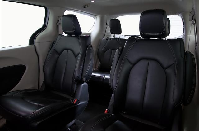 used 2022 Chrysler Pacifica Hybrid car, priced at $24,255