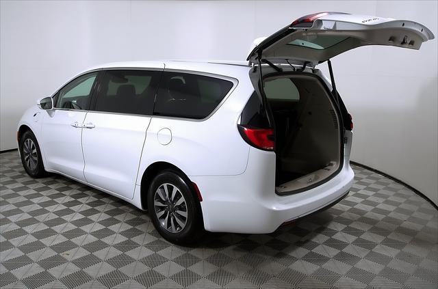 used 2022 Chrysler Pacifica Hybrid car, priced at $24,255