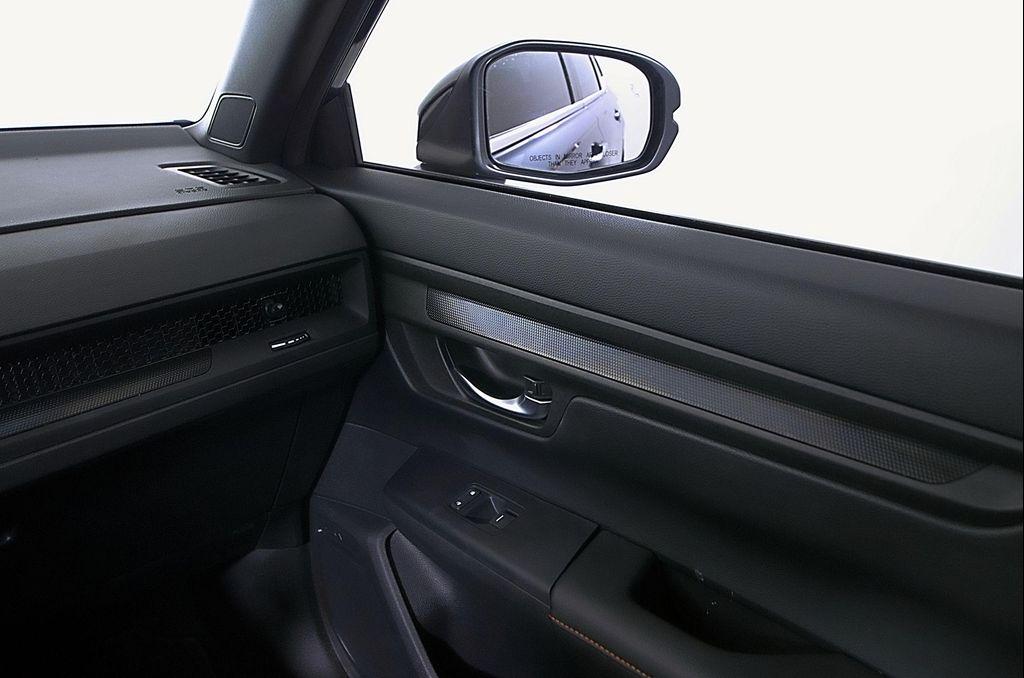 used 2025 Honda CR-V Hybrid car, priced at $34,831