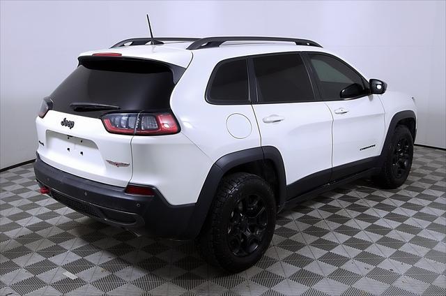 used 2019 Jeep Cherokee car, priced at $17,574