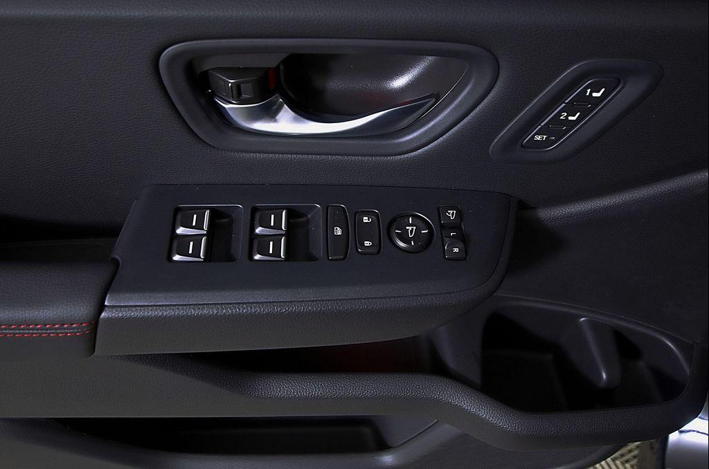 new 2025 Honda Pilot car, priced at $52,126