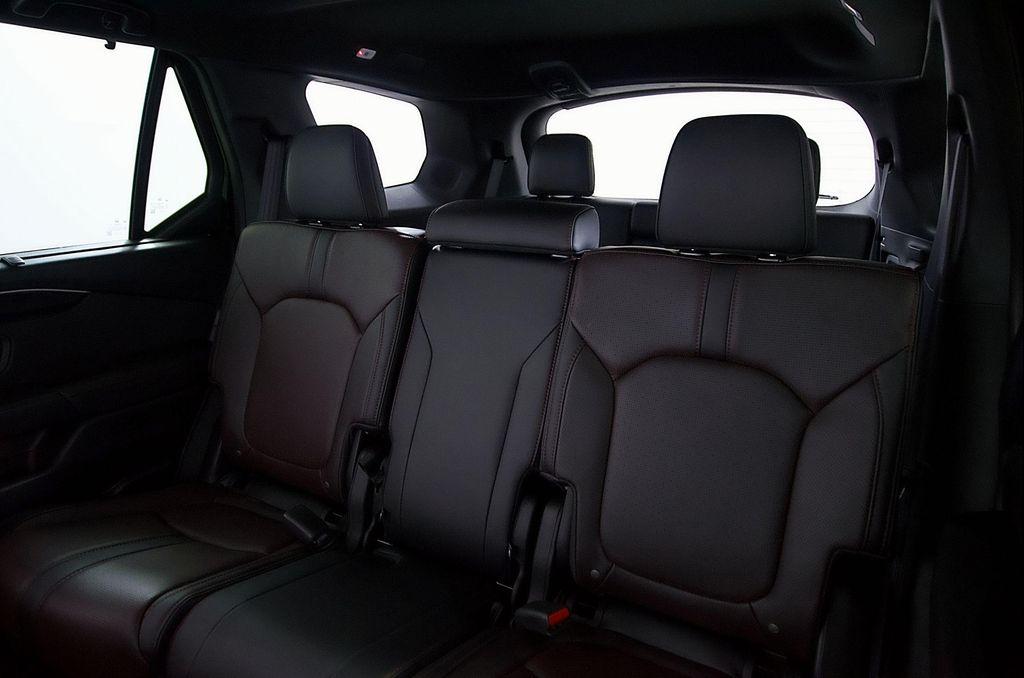 new 2025 Honda Pilot car, priced at $52,126