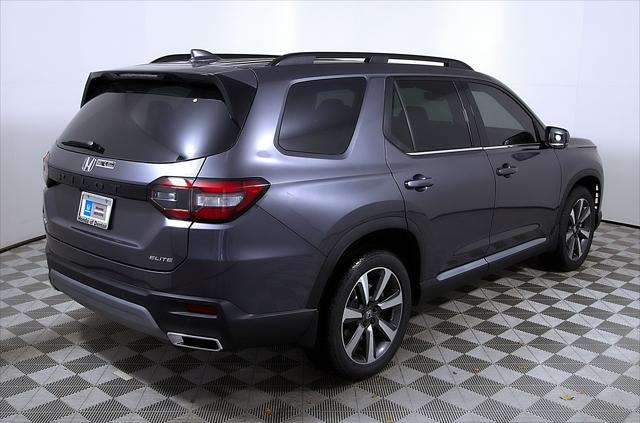 new 2025 Honda Pilot car, priced at $54,530