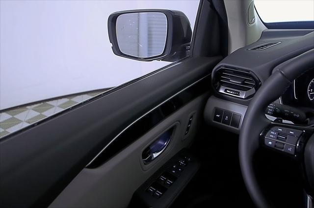 new 2025 Honda Pilot car, priced at $48,950