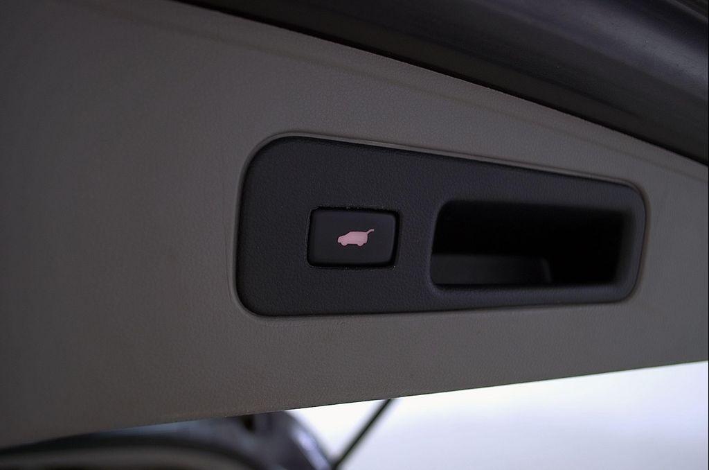 used 2016 Honda Odyssey car, priced at $13,998