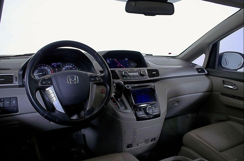 used 2016 Honda Odyssey car, priced at $13,998