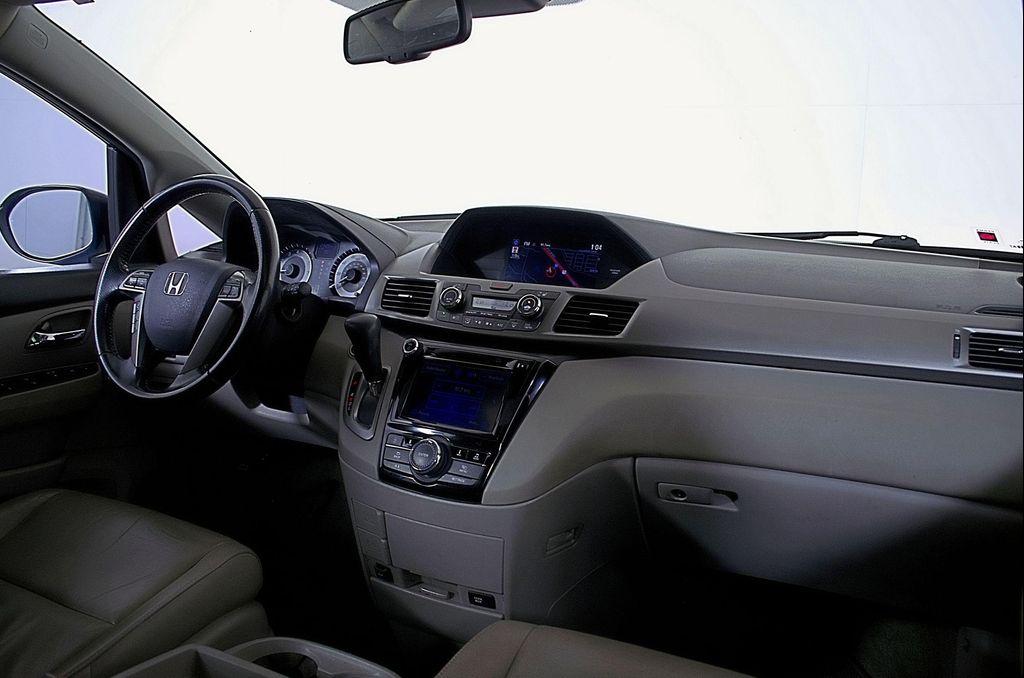 used 2016 Honda Odyssey car, priced at $13,998