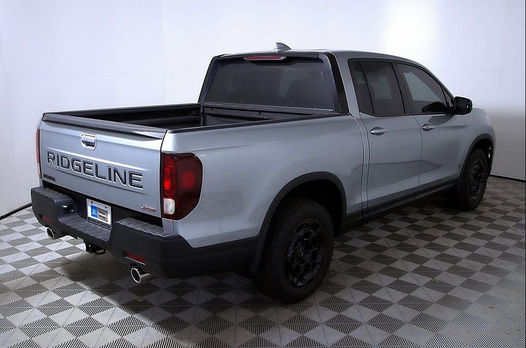 new 2025 Honda Ridgeline car, priced at $43,900