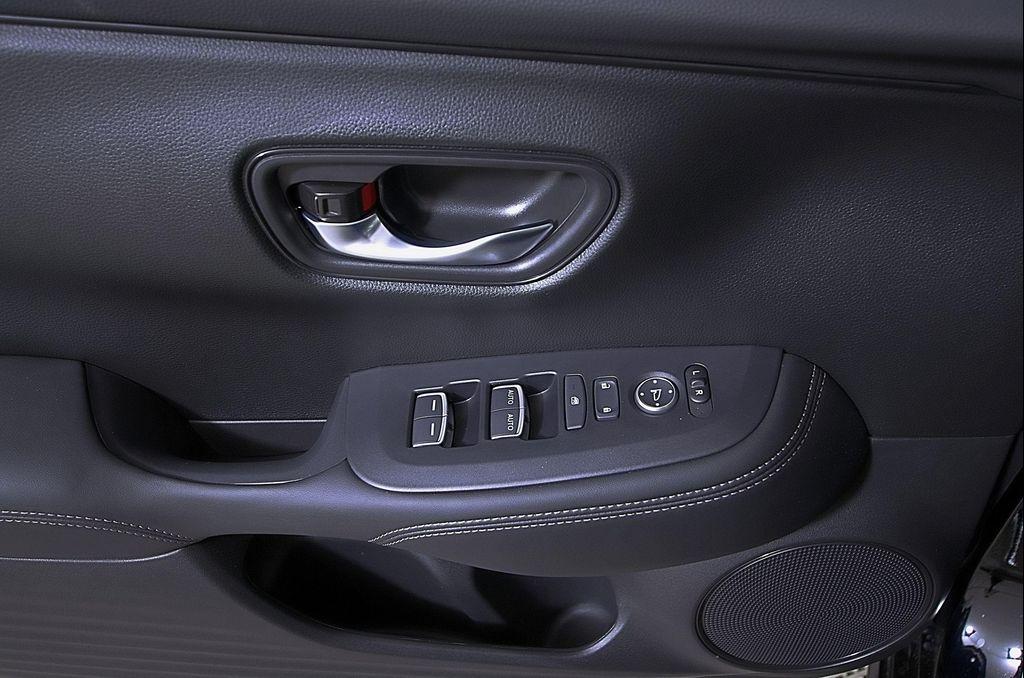 used 2026 Honda HR-V car, priced at $30,998