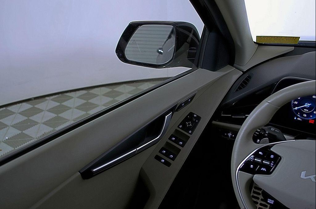 used 2023 Kia Niro EV car, priced at $22,998