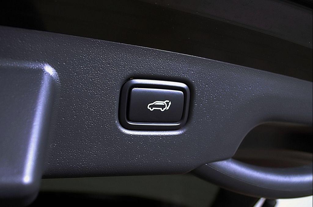 used 2023 Kia Niro EV car, priced at $22,998