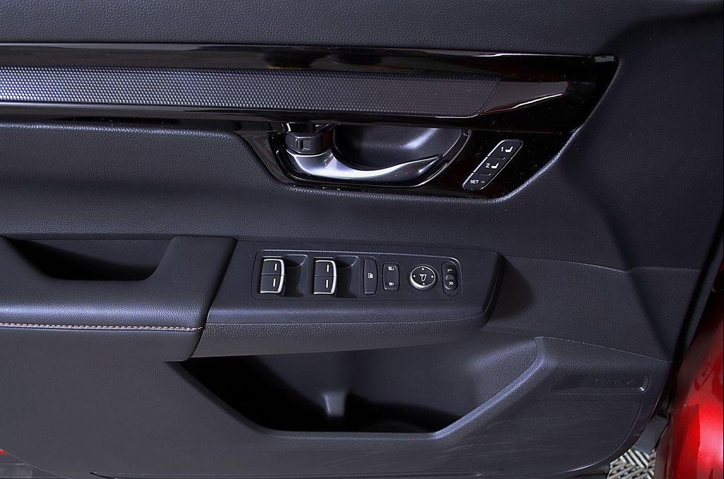 used 2024 Honda CR-V Hybrid car, priced at $34,998