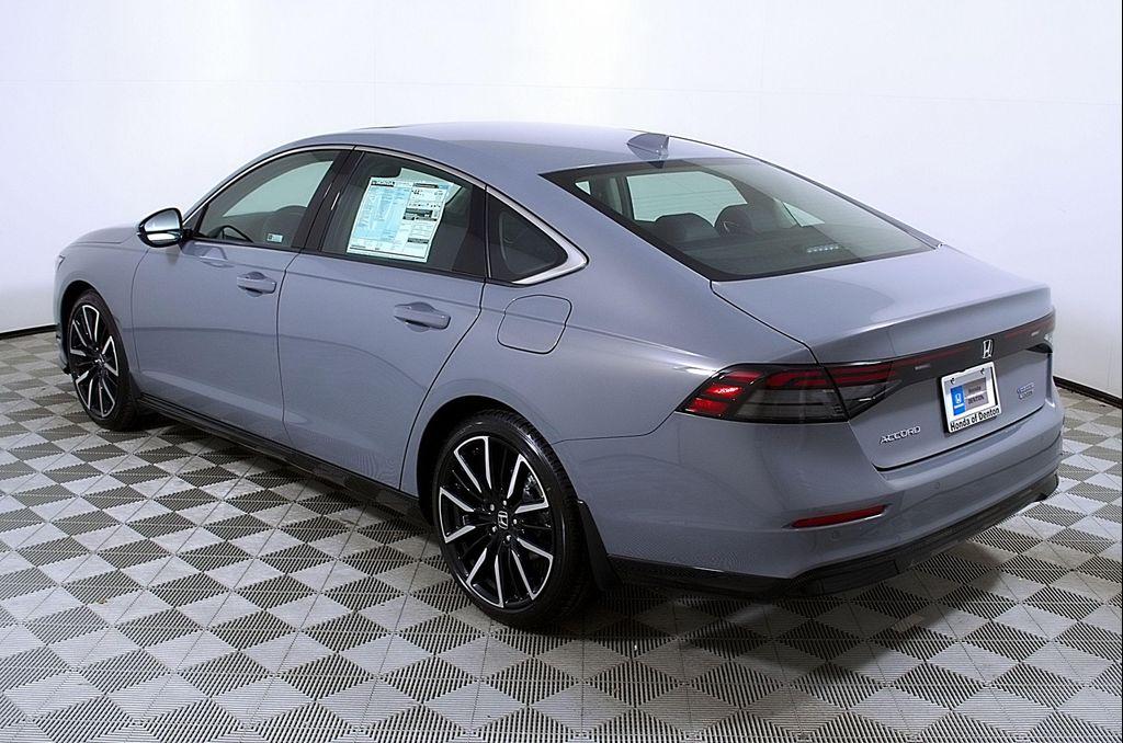 new 2025 Honda Accord Hybrid car, priced at $38,197