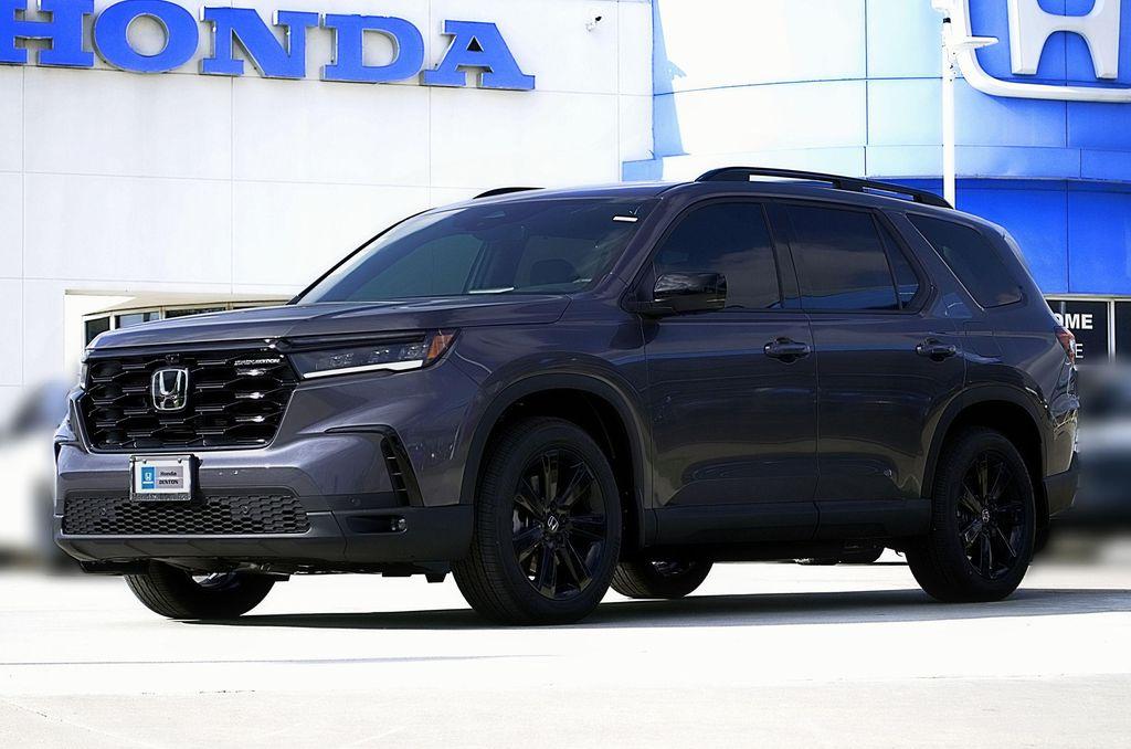 new 2025 Honda Pilot car, priced at $51,699