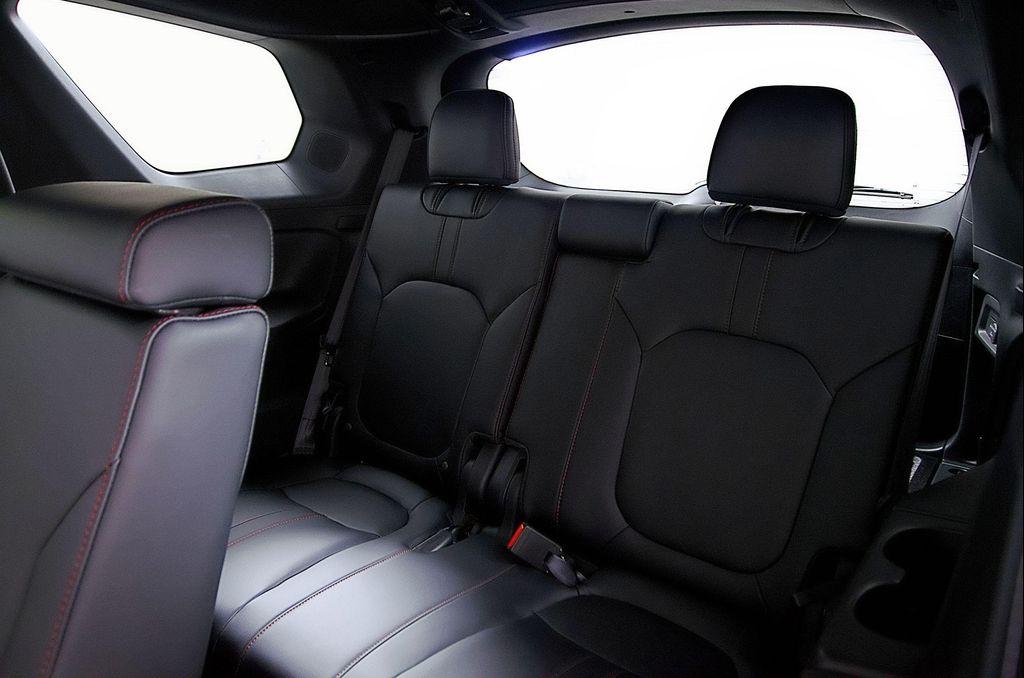 new 2025 Honda Pilot car, priced at $51,699