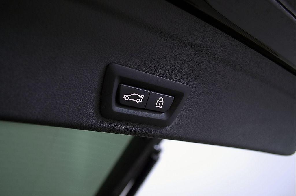 used 2023 BMW X6 car, priced at $62,998