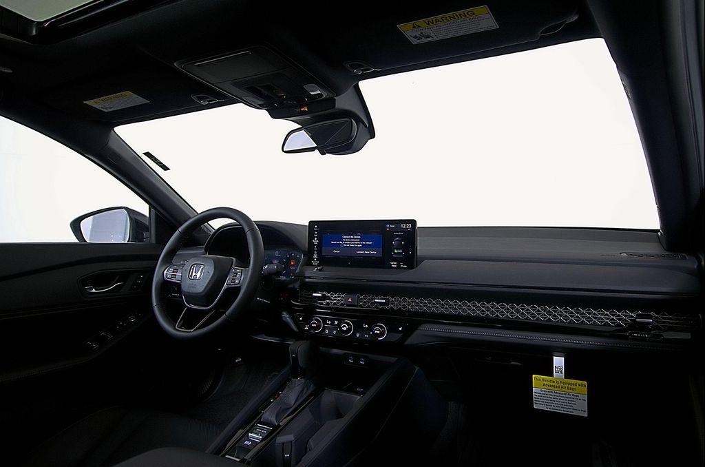 new 2025 Honda Accord Hybrid car, priced at $35,262