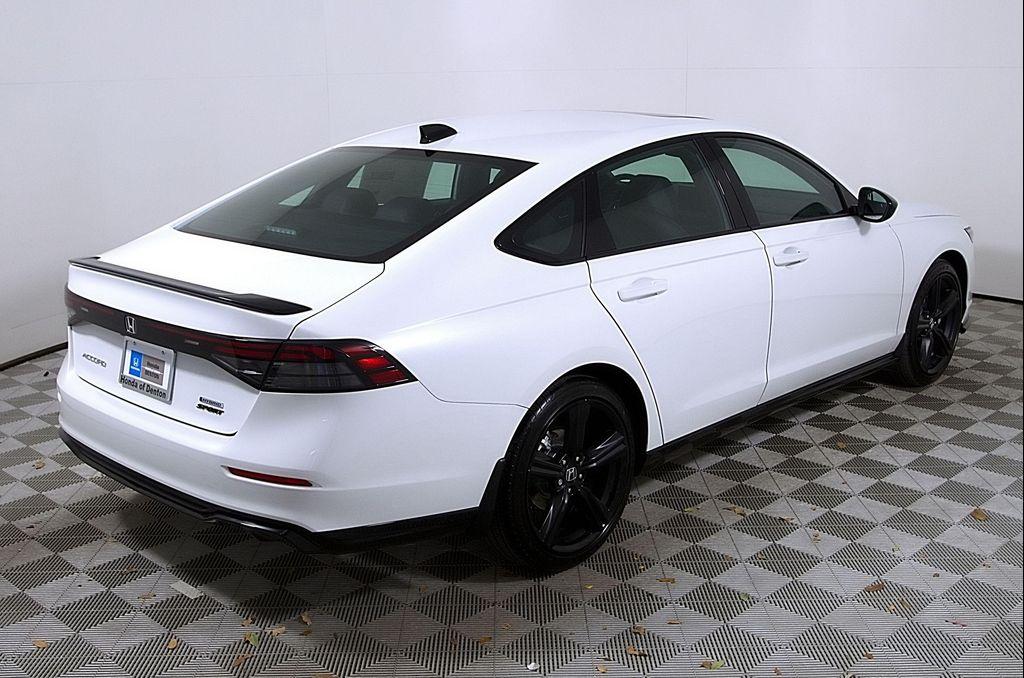 new 2025 Honda Accord Hybrid car, priced at $35,262