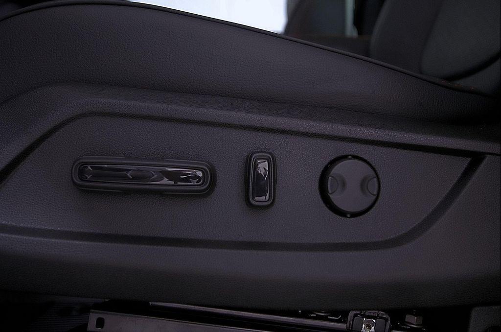 new 2026 Honda Passport car, priced at $50,336