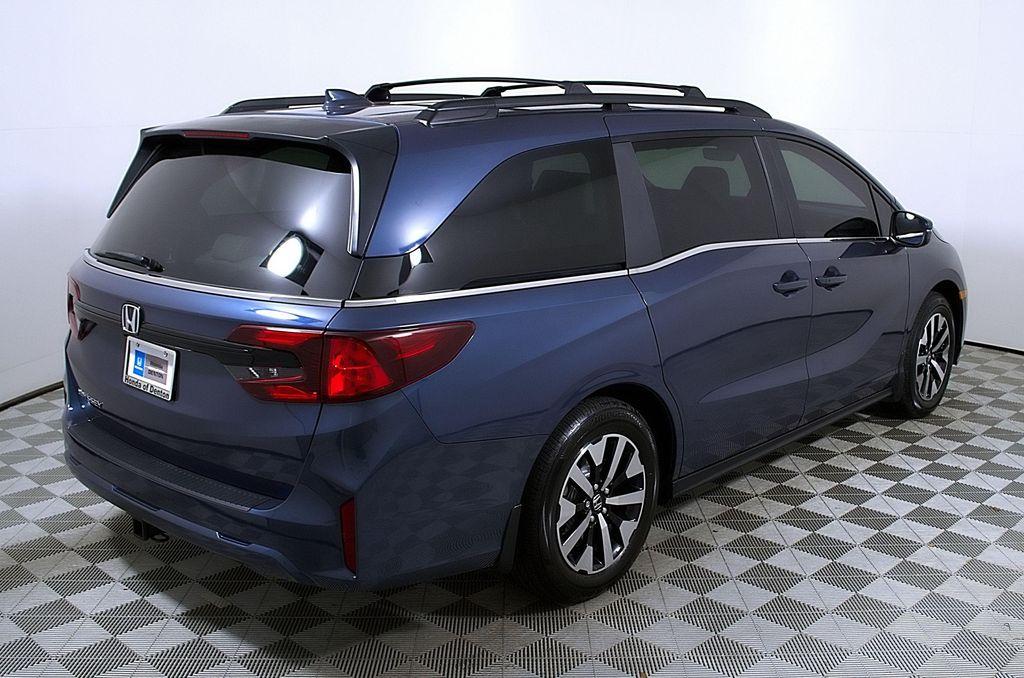 new 2026 Honda Odyssey car, priced at $41,456