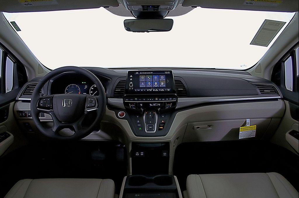 new 2026 Honda Odyssey car, priced at $41,456