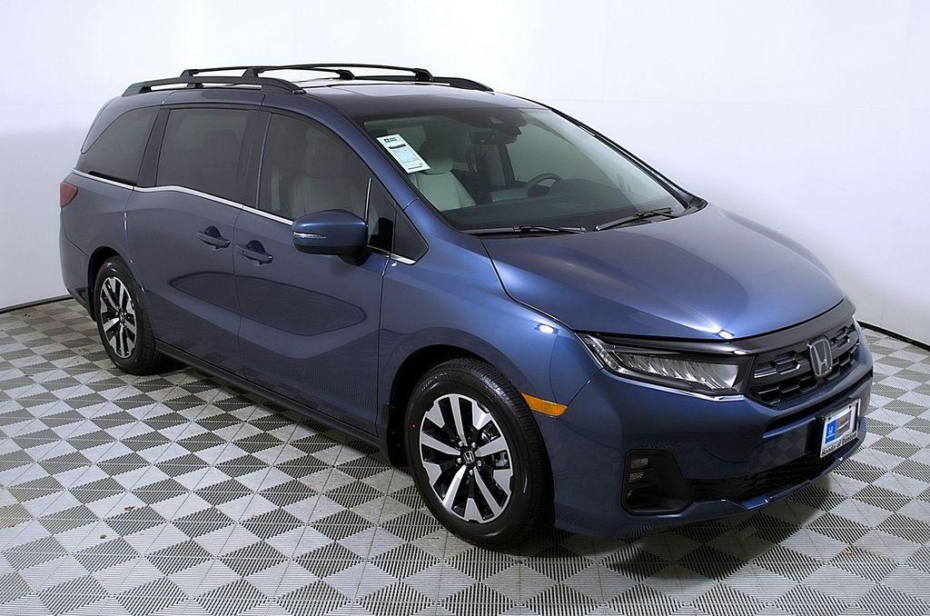 new 2026 Honda Odyssey car, priced at $41,456
