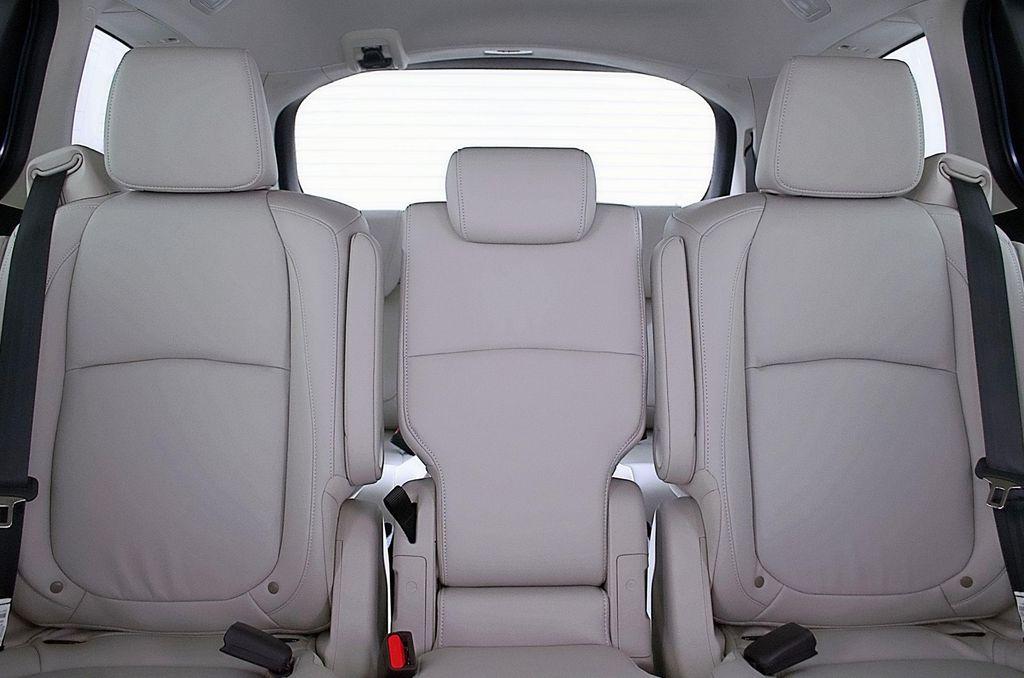 new 2026 Honda Odyssey car, priced at $41,456