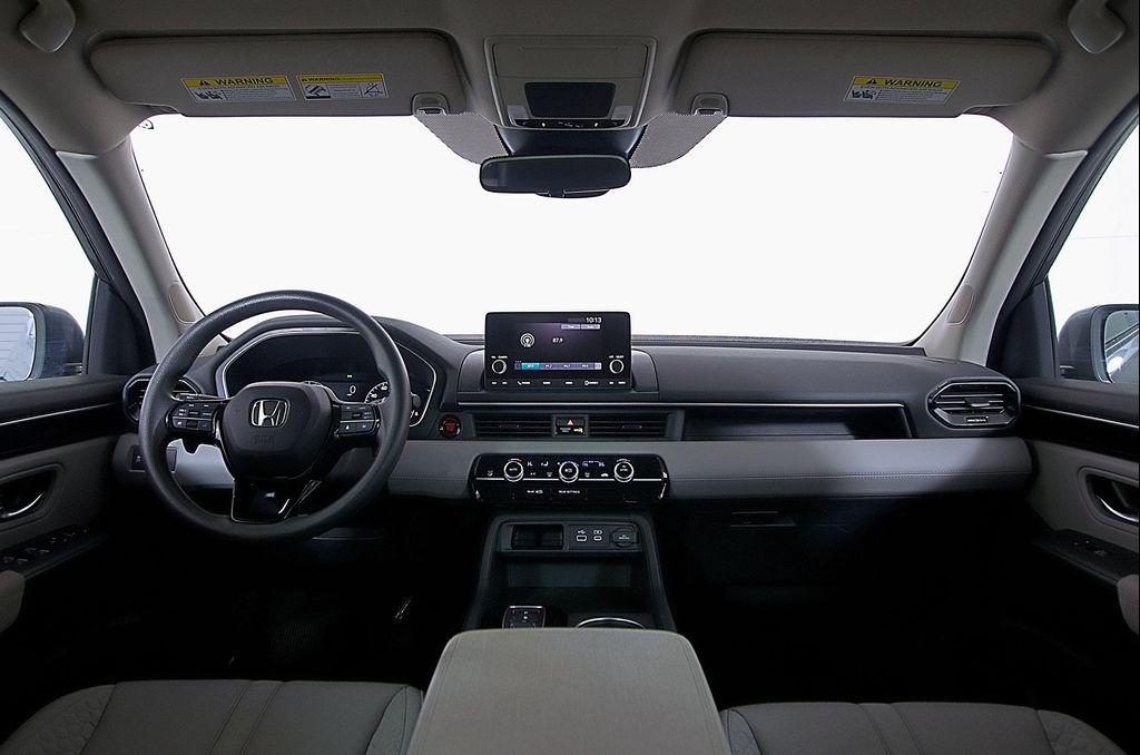 used 2024 Honda Pilot car, priced at $35,281