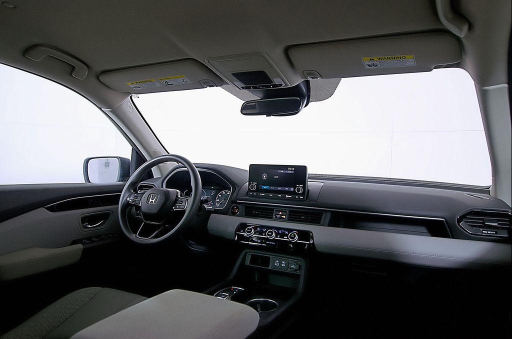 used 2024 Honda Pilot car, priced at $35,281