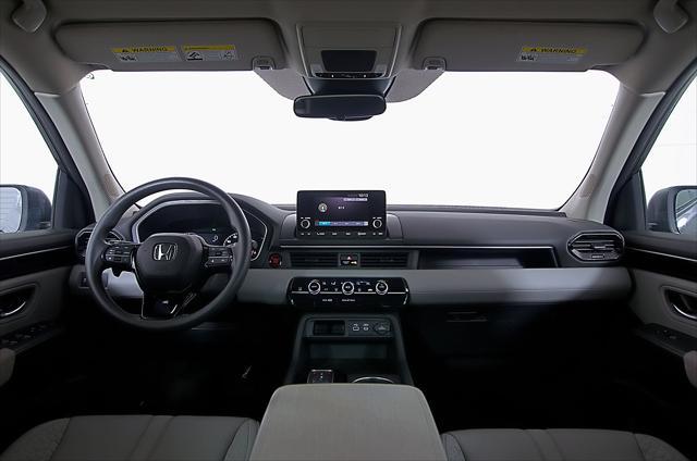 used 2024 Honda Pilot car, priced at $35,998