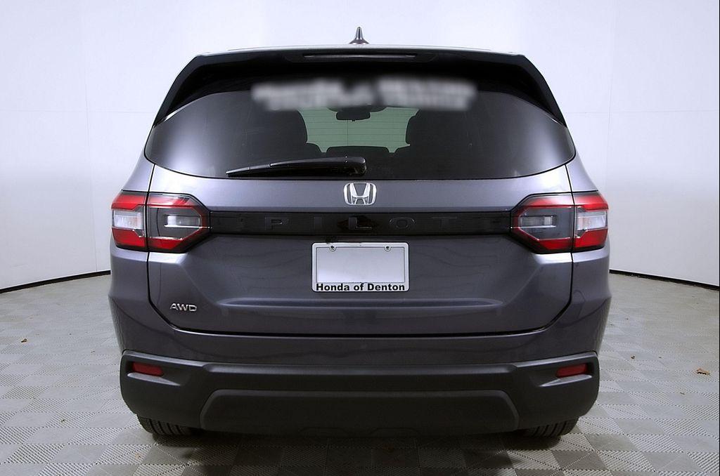 used 2024 Honda Pilot car, priced at $35,281