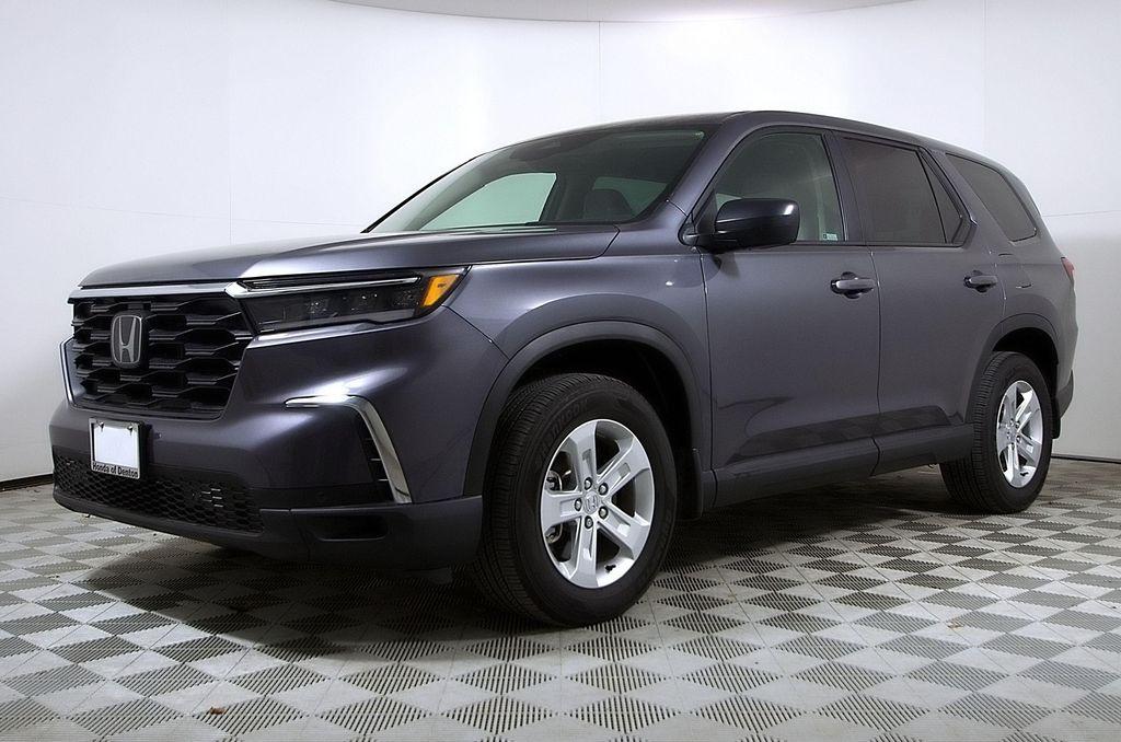 used 2024 Honda Pilot car, priced at $35,281