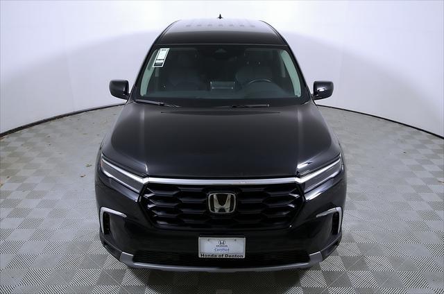 used 2025 Honda Pilot car, priced at $43,998