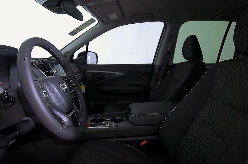 new 2025 Honda Ridgeline car, priced at $43,445