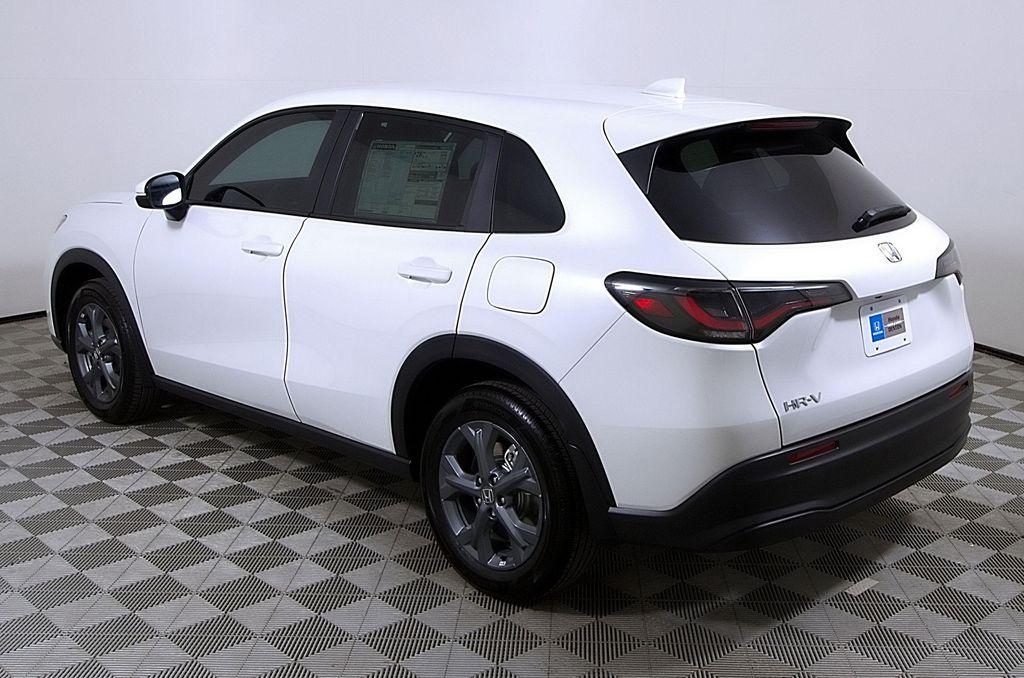 new 2026 Honda HR-V car, priced at $28,105
