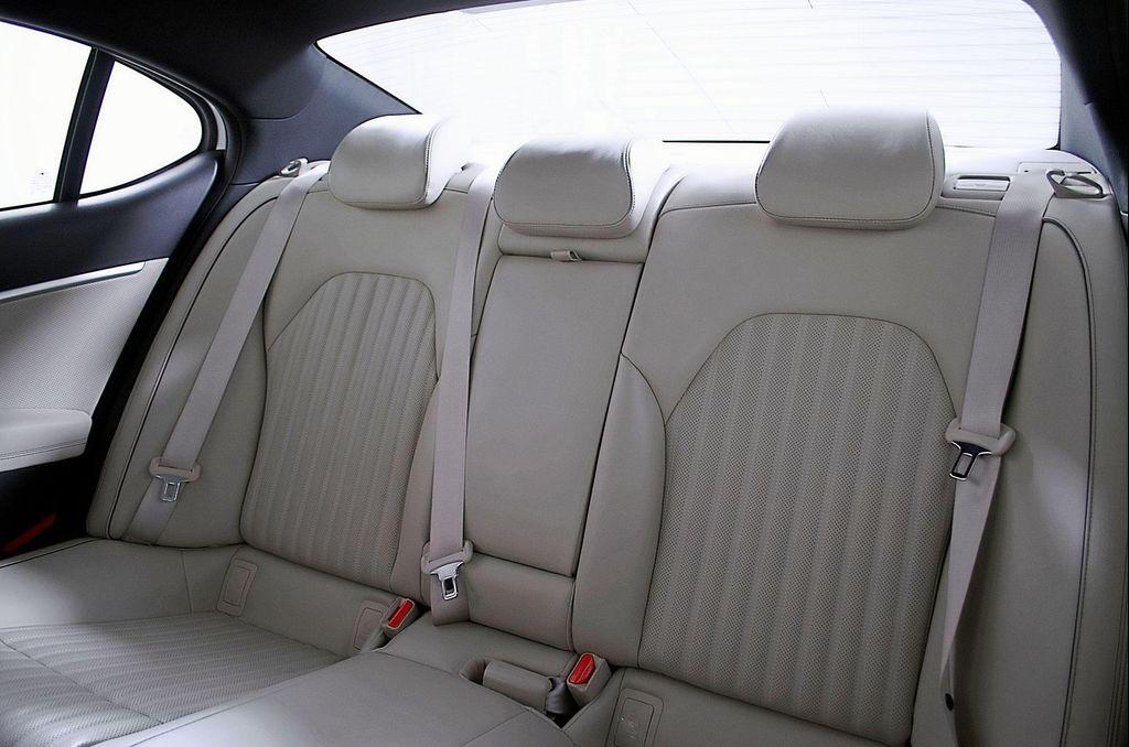 used 2022 Genesis G70 car, priced at $23,228