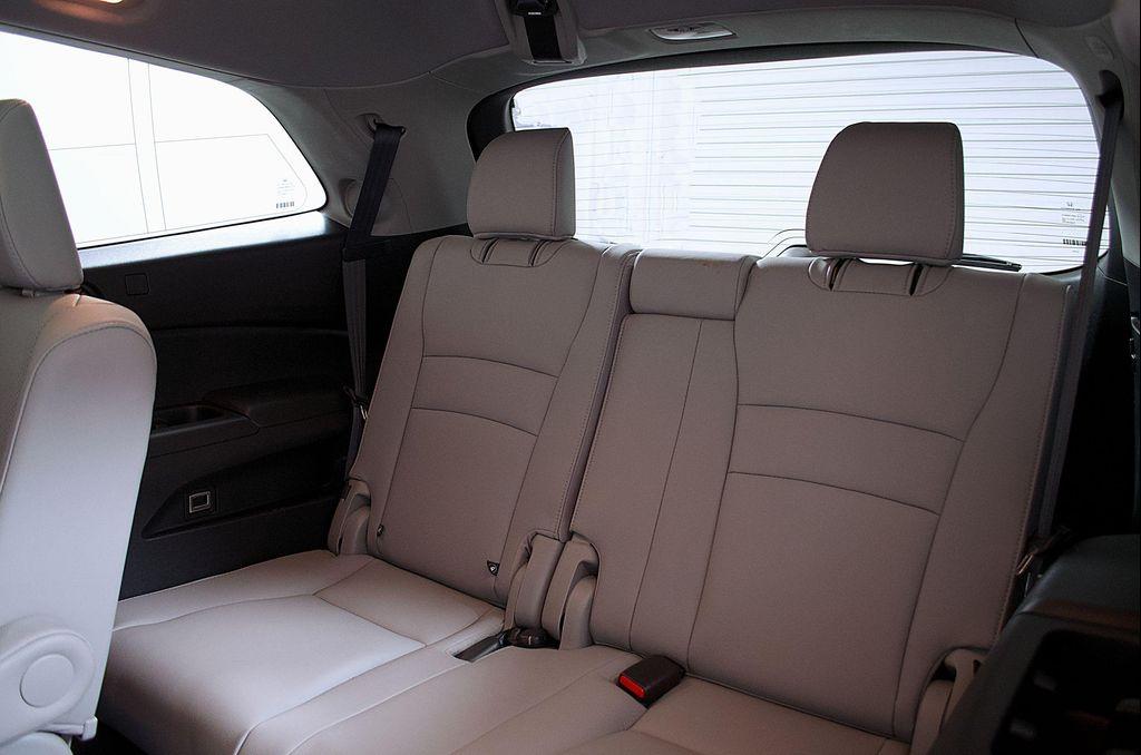 used 2022 Honda Pilot car, priced at $35,936