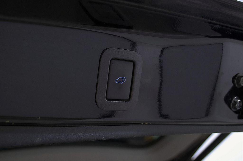 used 2019 Toyota Highlander car, priced at $21,998