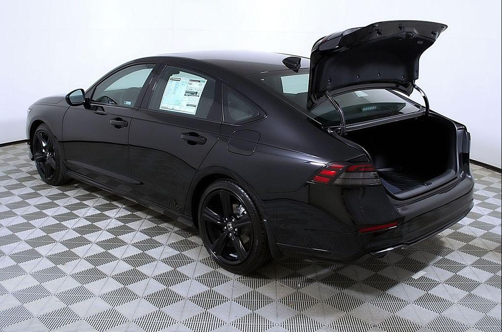 new 2025 Honda Accord Hybrid car, priced at $34,831