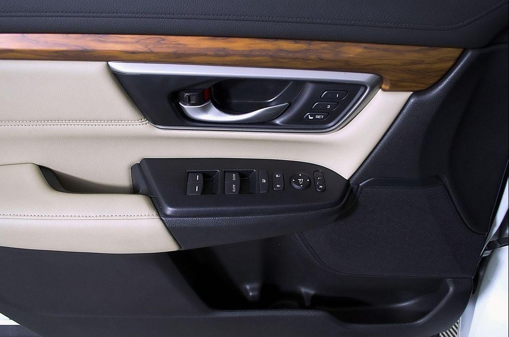 used 2022 Honda CR-V car, priced at $26,724