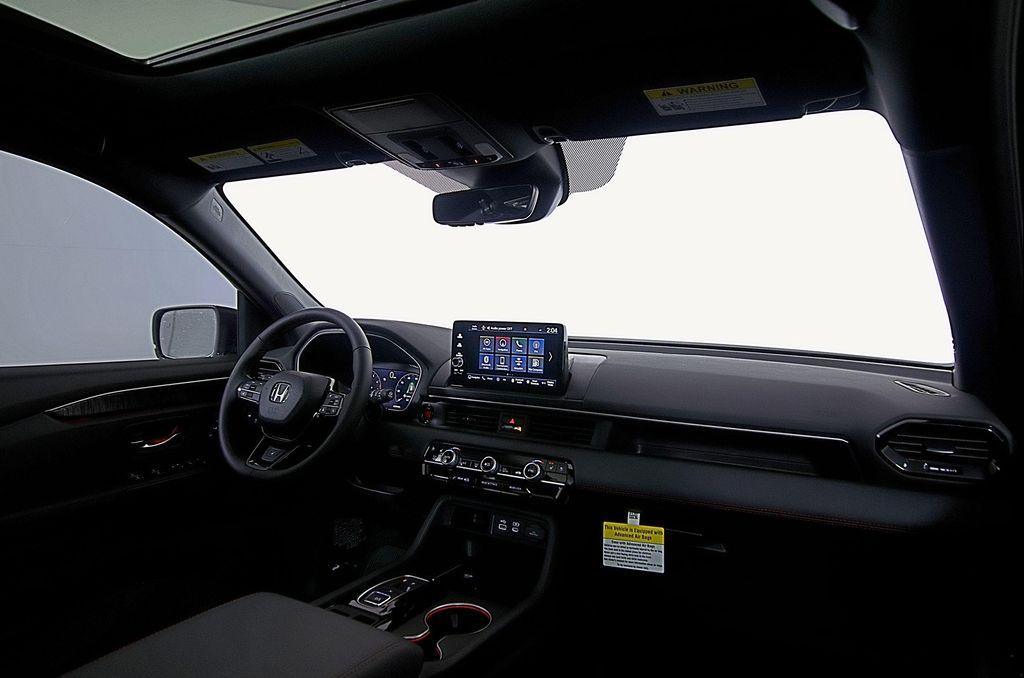 new 2025 Honda Pilot car, priced at $51,699