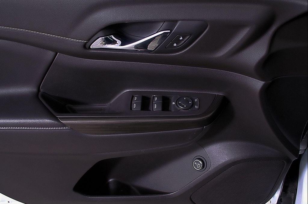 used 2020 GMC Acadia car, priced at $25,738