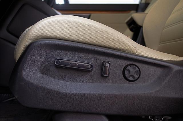 used 2022 Honda CR-V car, priced at $27,998