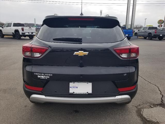 new 2025 Chevrolet TrailBlazer car, priced at $27,170