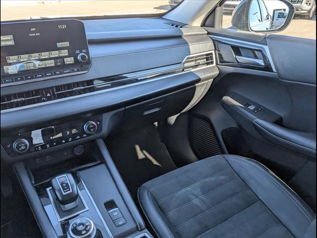 used 2024 Mitsubishi Outlander car, priced at $25,983