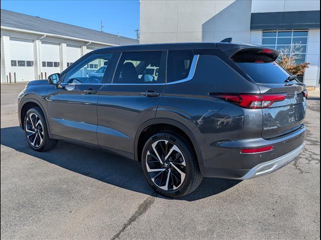 used 2024 Mitsubishi Outlander car, priced at $25,983