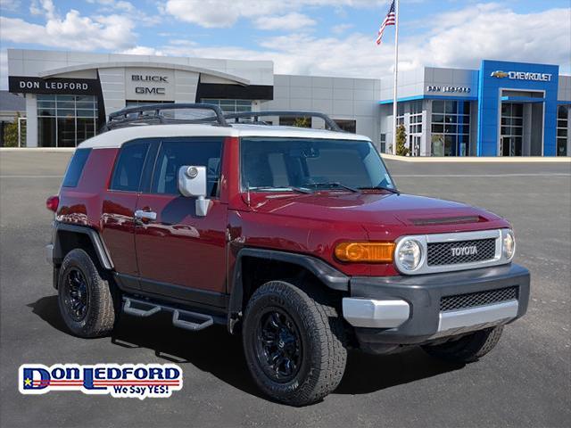 used 2011 Toyota FJ Cruiser car, priced at $18,500