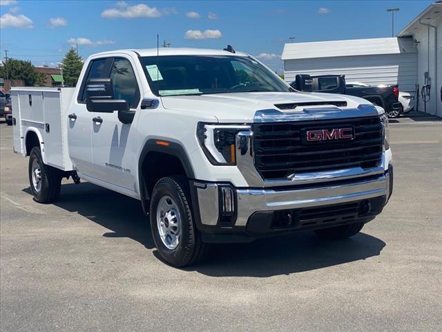 new 2024 GMC Sierra 2500 car, priced at $52,453