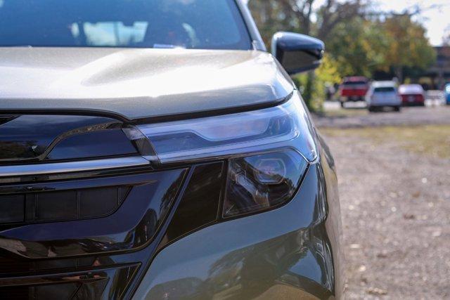 new 2025 Subaru Forester car, priced at $39,965