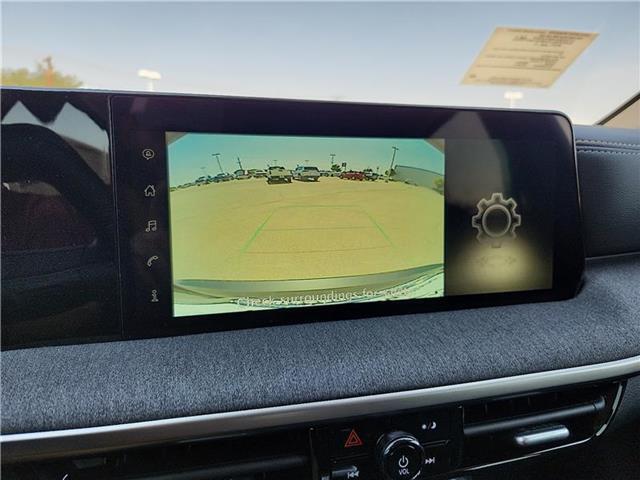 new 2025 Nissan Kicks car, priced at $31,095